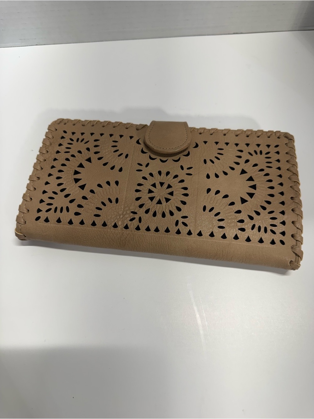 Source Unknown Tan Laser-Cut Woven Edge Wallet Clutch